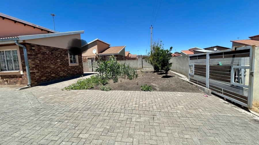 3 Bedroom Property for Sale in Seraleng North West